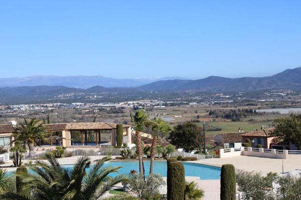 Appartement  Roquebrune sur Argens de 87m² vue Mer