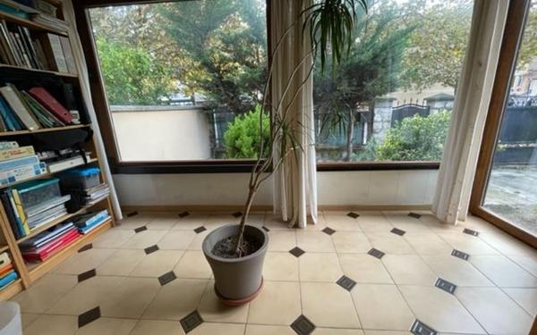 Maison à vendre    5 pièces • 110 m2 Le Bourget