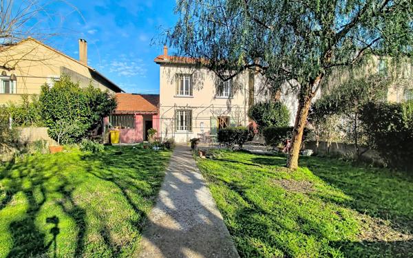 Maison à vendre    4 pièces •  Avignon