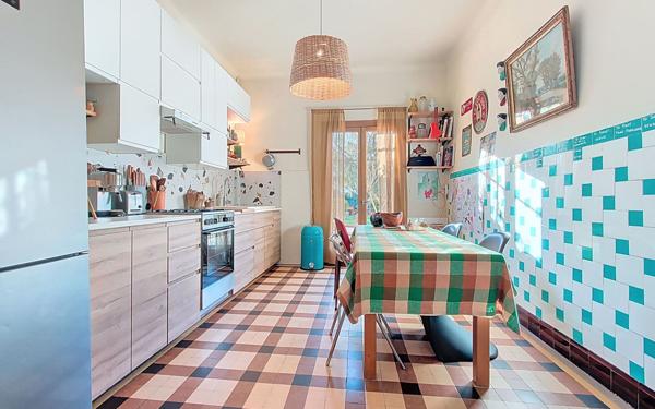 Maison à vendre    4 pièces •  Avignon