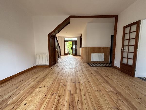 Maison
         3 pièces
        - 72 m² 395 000 € *