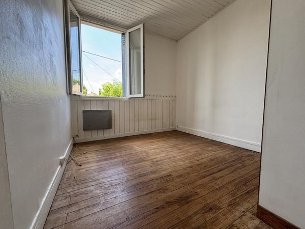 Maison
         3 pièces
        - 72 m² 395 000 € *
