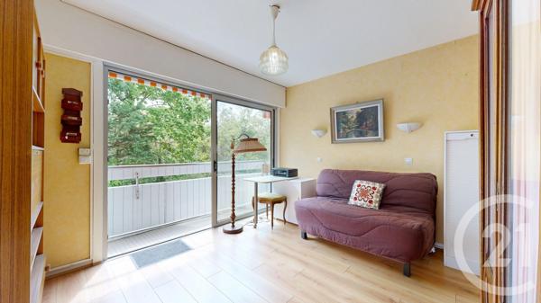 Appartement T3 à vendre  3 pièces - 67 m 2   ANGLET  - 64