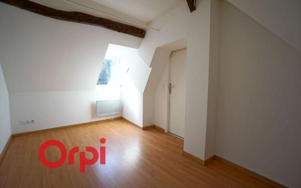 Appartement à louer    3 pièces •  Bernay