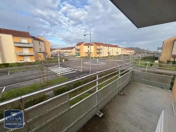 Appartement à louer 2 pièces 49.07m² Toul (54200)