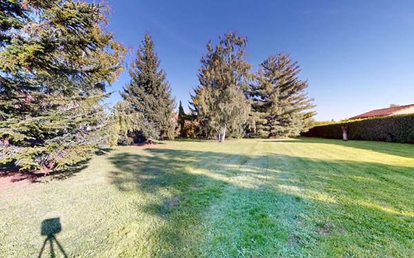 Maison à vendre    6 pièces • 204 m2 Givry