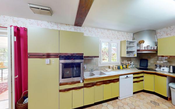 Maison à vendre    6 pièces • 204 m2 Givry