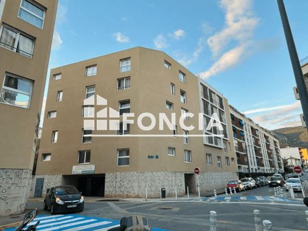 Location Appartement 2 pièces 32.5 m² - BOULEVARD DU 11 NOVEMBRE 1918 Toulon 83000