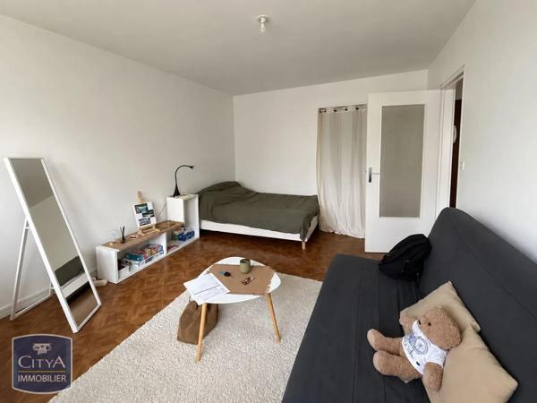Appartement à louer 1 pièce 30.74m² Alençon (61000)