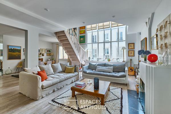 Ancien atelier d’artiste aménagé en duplex à Montmartre