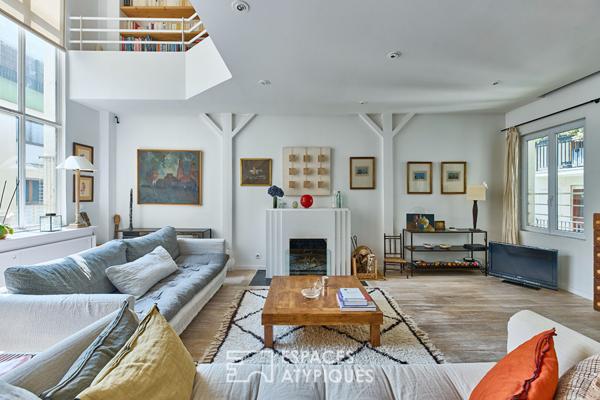 Ancien atelier d’artiste aménagé en duplex à Montmartre