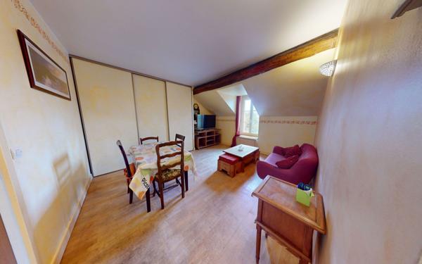 Appartement à vendre    3 pièces • 54 m2 Thomery