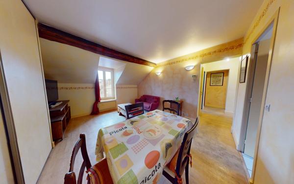 Appartement à vendre    3 pièces • 54 m2 Thomery