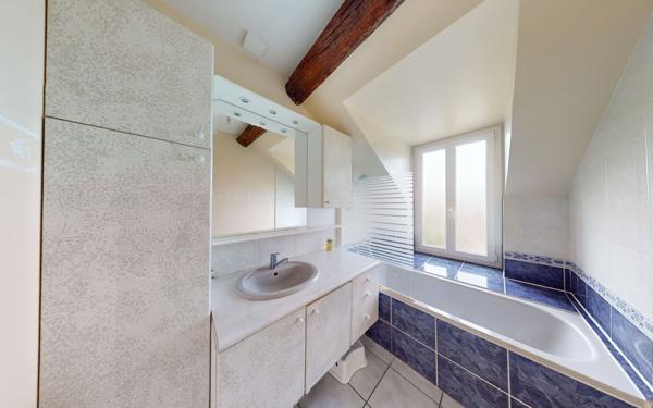 Appartement à vendre    3 pièces • 54 m2 Thomery