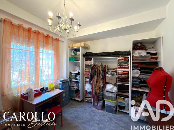 Maison à vendre 6 pièces 211 m² Carcassonne