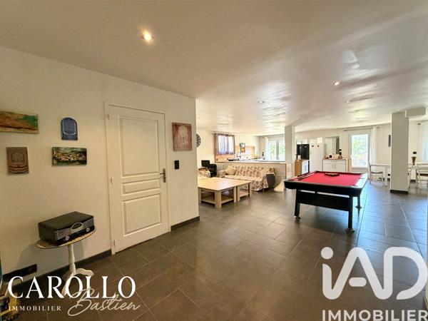 Maison à vendre 6 pièces 211 m² Carcassonne
