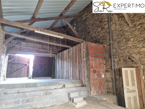 Sainte-Christine (63390) Maison à Sainte-Christine de 106 m² sur 13180 m² de terrain attenant