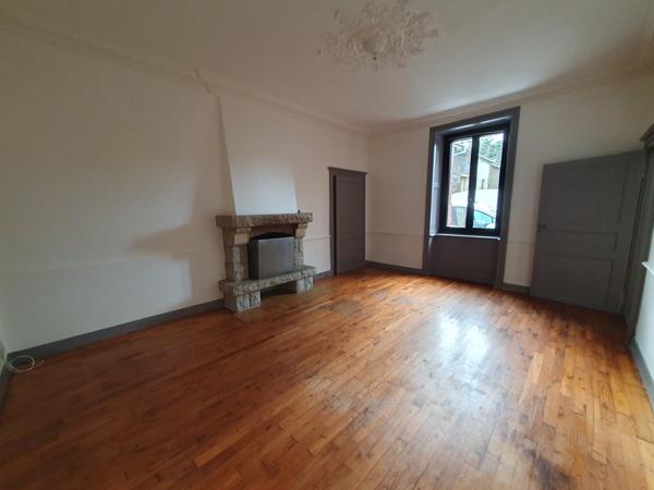 Maison 6 pièce(s) 3 chambre(s) 135 m²
