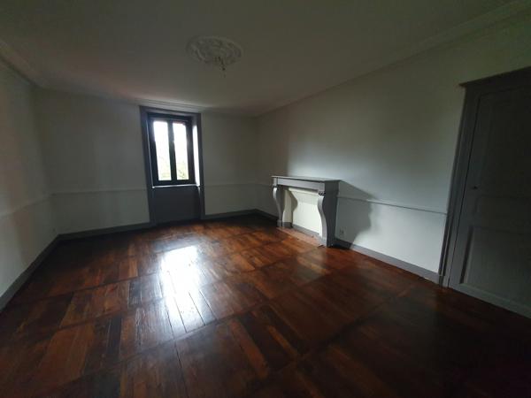 Maison 6 pièce(s) 3 chambre(s) 135 m²