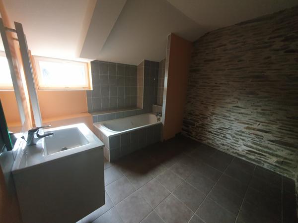 Maison 6 pièce(s) 3 chambre(s) 135 m²