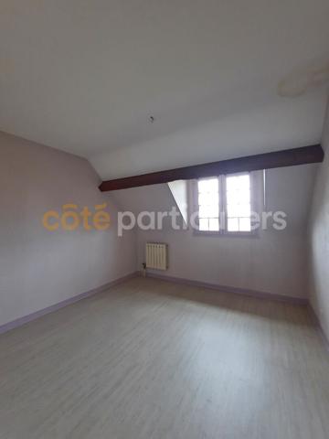 Vente
                Maison138 m² - 6 Pièces -
                    DOLE (39100)