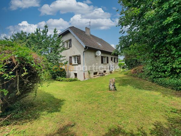 Vente
                Maison138 m² - 6 Pièces -
                    DOLE (39100)