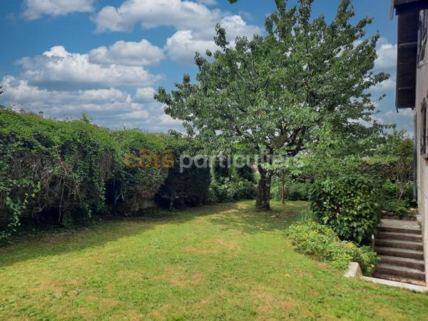 Vente
                Maison138 m² - 6 Pièces -
                    DOLE (39100)