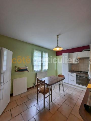 Vente
                Maison138 m² - 6 Pièces -
                    DOLE (39100)