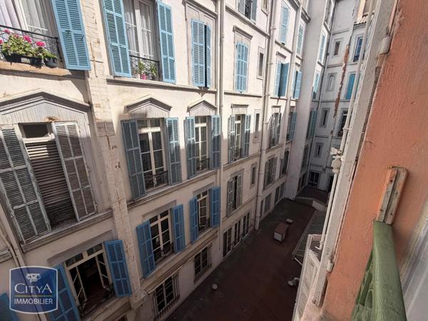 Appartement à louer 2 pièces 62.58m² Marseille 2e Arrondissement (13002)