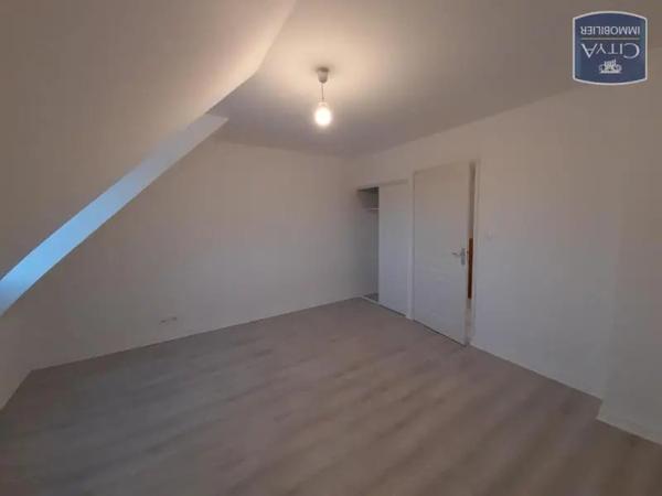Appartement à louer 3 pièces 59.82m² Verrières-en-Anjou (49112)