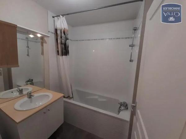 Appartement à louer 3 pièces 59.82m² Verrières-en-Anjou (49112)