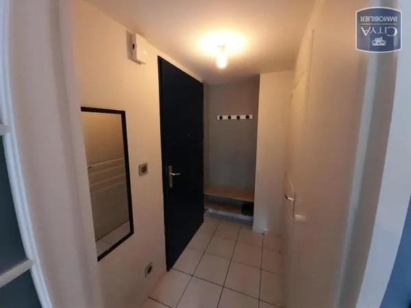 Appartement à louer 3 pièces 59.82m² Verrières-en-Anjou (49112)