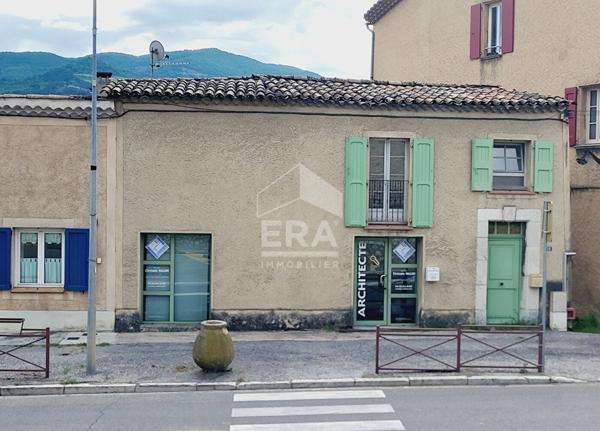 Local commercial  + appartement t2 Chateau Arnoux