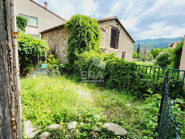 Local commercial  + appartement t2 Chateau Arnoux