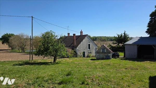 Vicq sur Nahon (36)Fermette à rénover sur 3.9 hectares