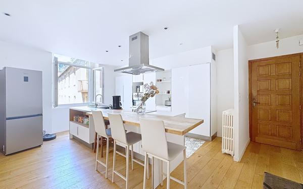 Appartement à vendre    6 pièces • 139 m2 Rodez