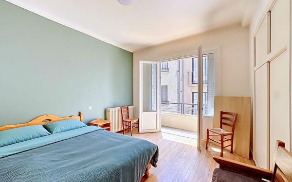 Appartement à vendre    6 pièces • 139 m2 Rodez
