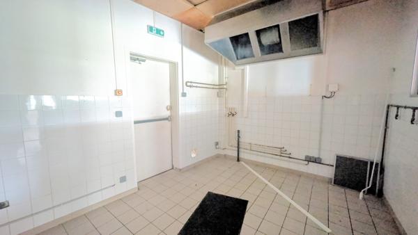 Local Commercial - 140 m² Exclusivité