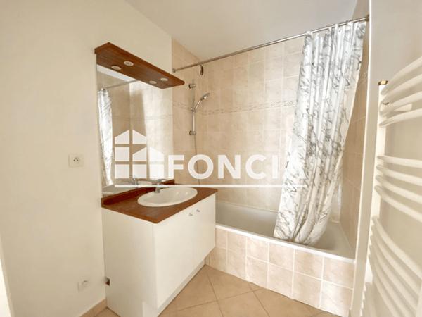 Location Appartement 3 pièces 62.64 m² - 15 CHEMIN DE CERTOUX Saint Julien En Genevois 74160
