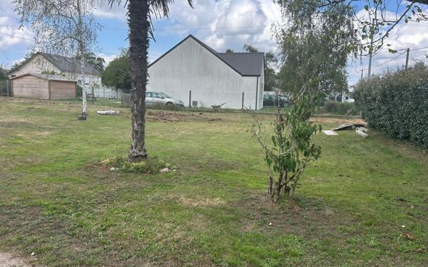 Terrain à vendre    Donges