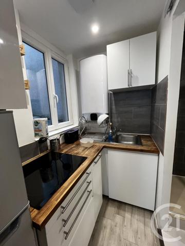 Immeuble à vendre  120 m2 CHARTRES - 28