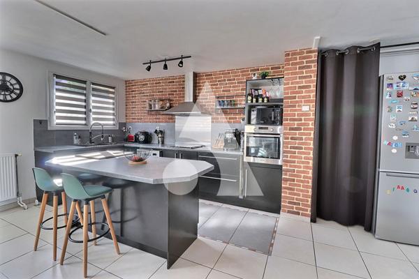 Appartement 5 pièces 105.79 m2