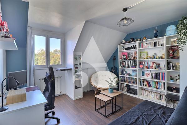 Appartement 5 pièces 105.79 m2