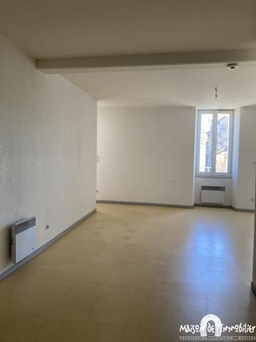 Location Appartement 3 pièces - 80m² - ARCHIAC Centre-ville Détails des diagnostics énergétiques