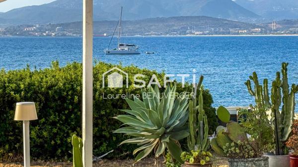 Pieds dans l'eau - emplacement exceptionnel