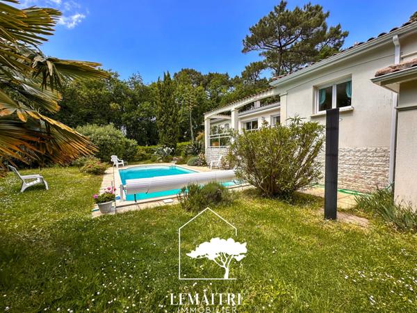 Maison confortable dans un environnement calme et boisé