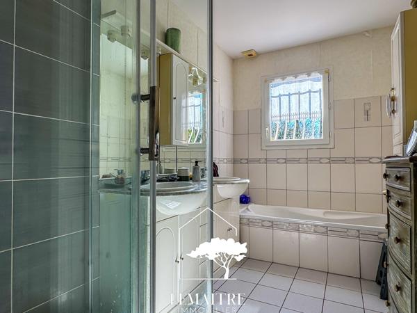 Maison confortable dans un environnement calme et boisé