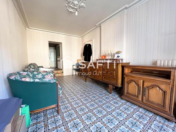 A deux pas du centre ville, écoles, collège et lycée