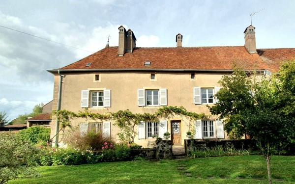 Maison à vendre    5 pièces •  Conflans-sur-Lanterne