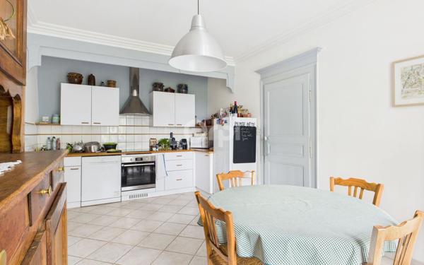 Maison à vendre    5 pièces •  Conflans-sur-Lanterne